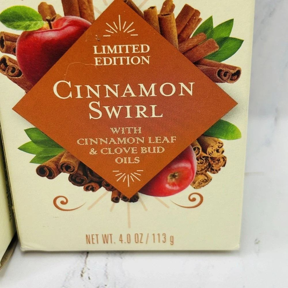 2 Bar Yardley Soap Limited‎ Edition Cinnamon Swirl & Frosted Cranberry 4oz